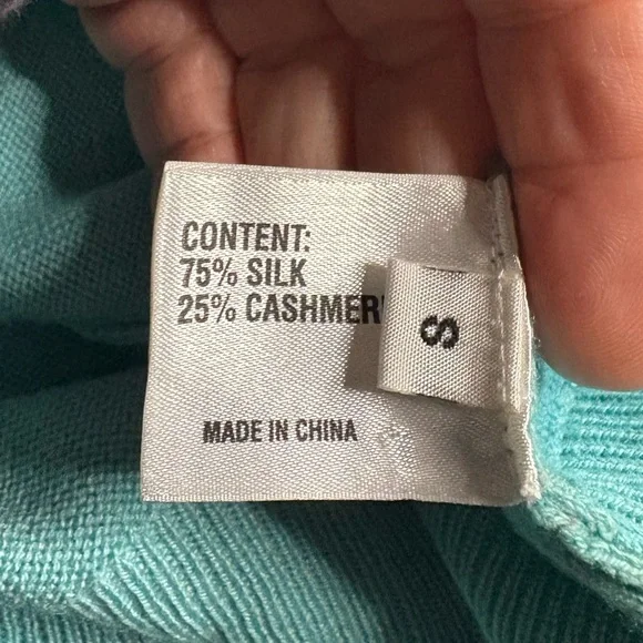 GUC Anya Hindmarch- Silk and Cashmere Embellished Cardigan. Size S - Picture 4 of 9